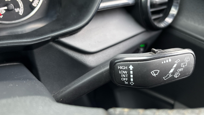 Skoda Fabia 1.0 MPI 80 SE Comfort 5dr Petrol Hatchback